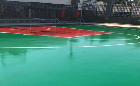 柳州篮球场翻新地面