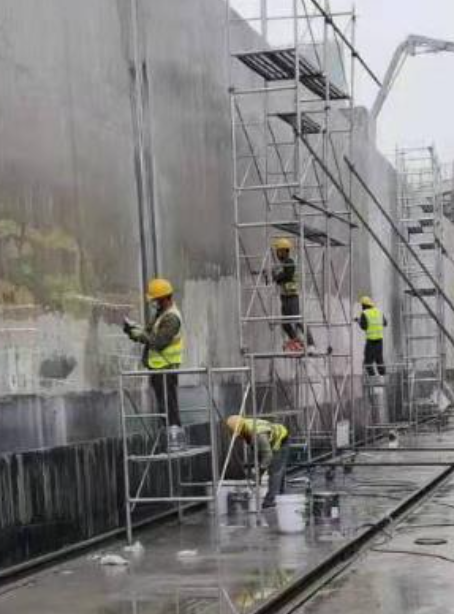 柳州球场翻新地面是一个涉及